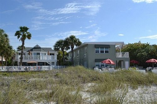 Schooner Hotel Сейнт Пийт Бийч Екстериор снимка
